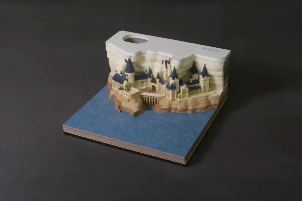 This Is The Coolest Harry Potter Memo Pad