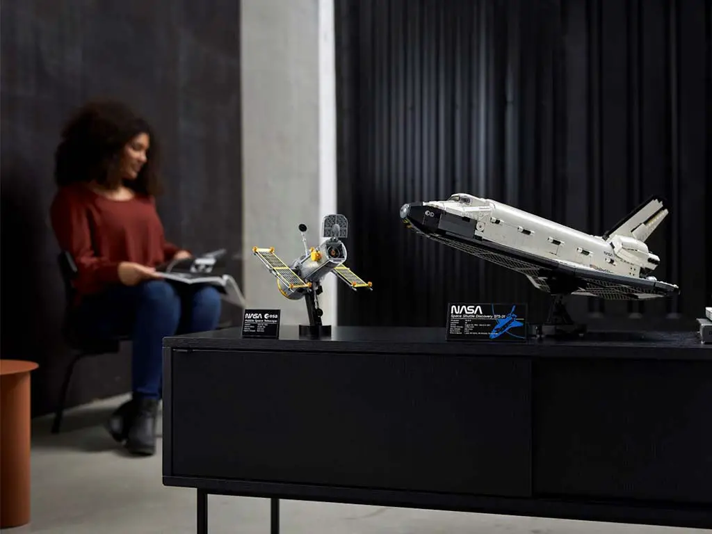 Lego Reveals New Nasa Space Shuttle Discovery Set