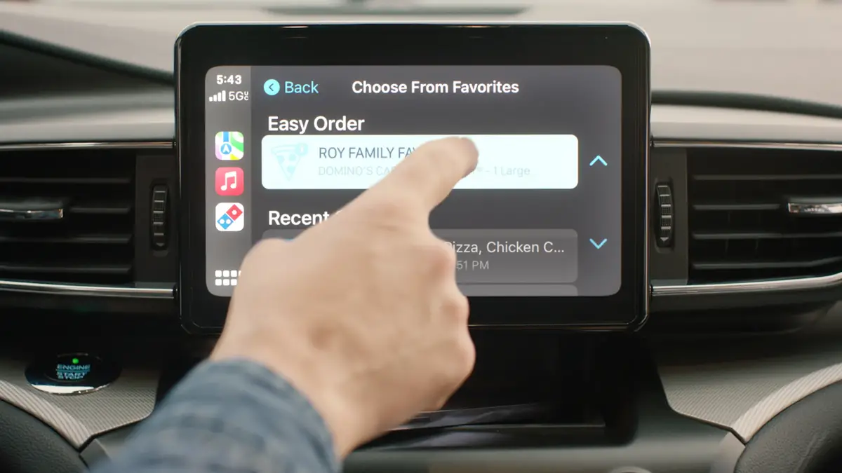 Domino's Apple CarPlay