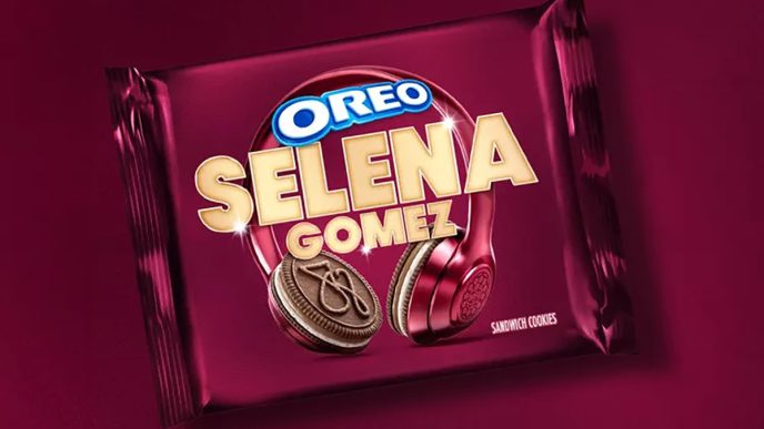 Selena Gomez OREO cookies