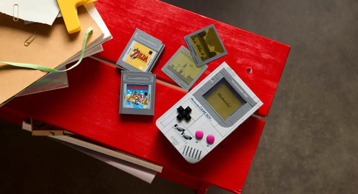LEGO Nintendo Game Boy