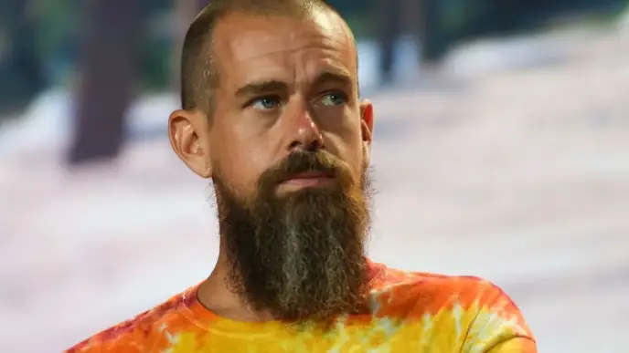 Jack Dorsey Bitchat Bluetooth messaging app