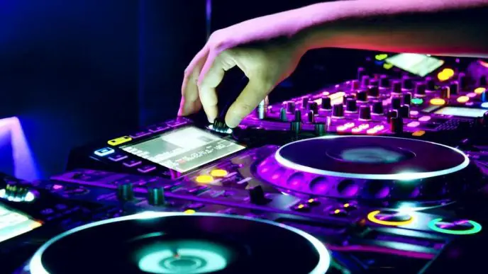 spotify DJ integration