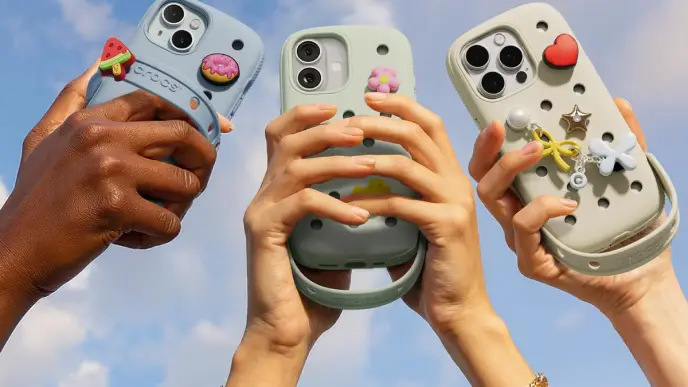 crocs smartphone case